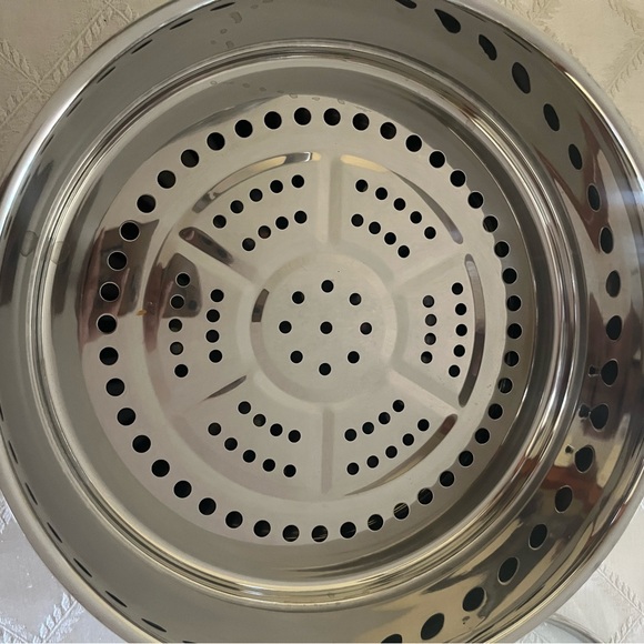 Silver Cookware Set - Picture 4 of 16